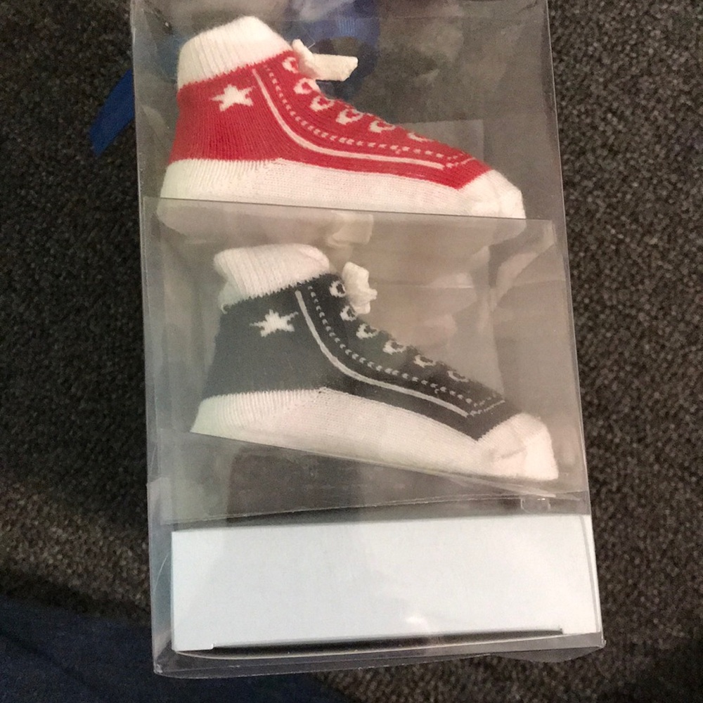 4 pairs of baby socks - Picture 2 of 6